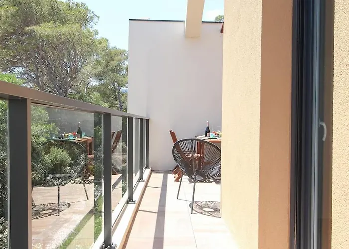 Alizee, Airco, Pool And Near Apartment *
